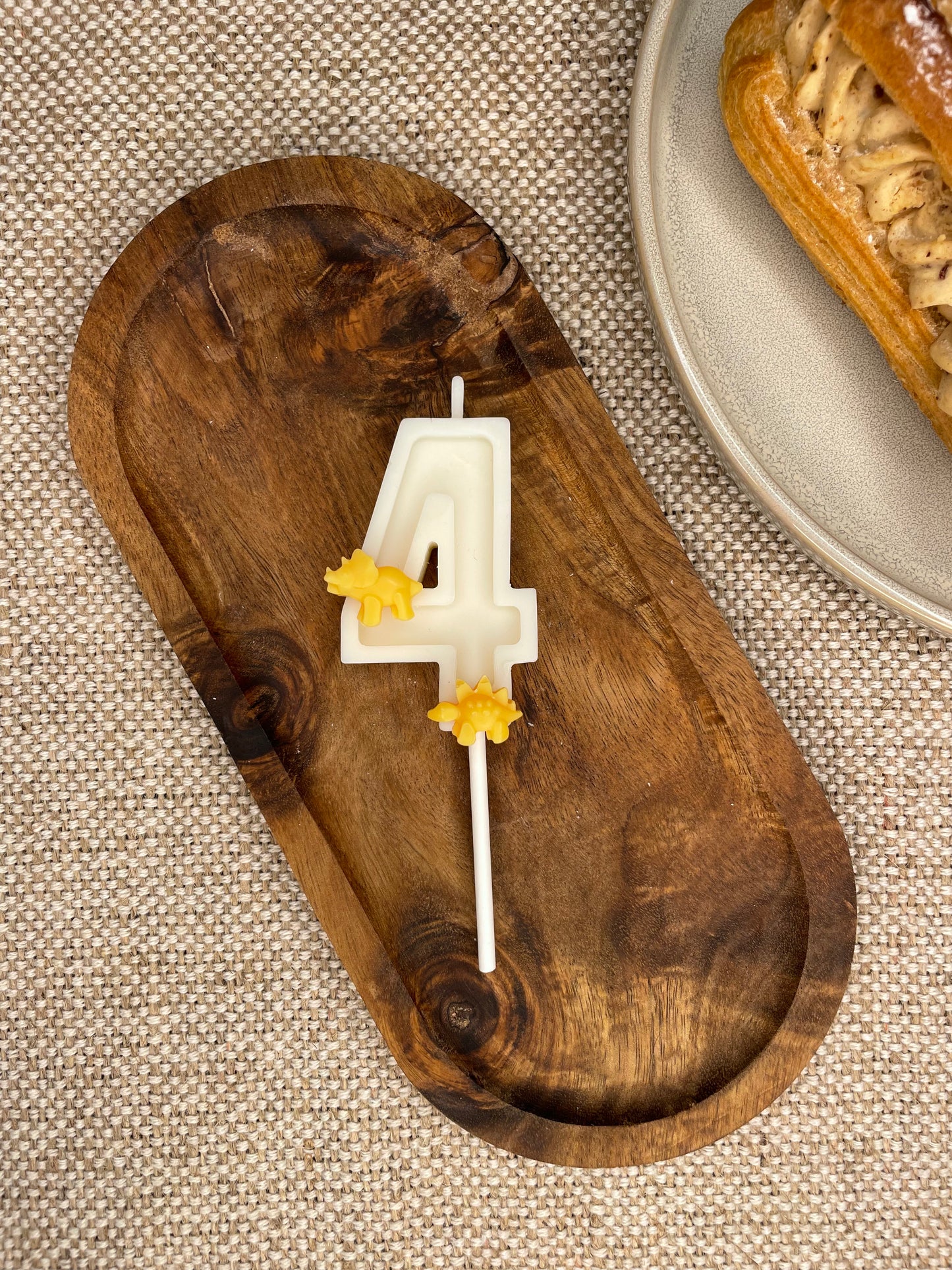 Bougie anniversaire chiffre DINOSAURE