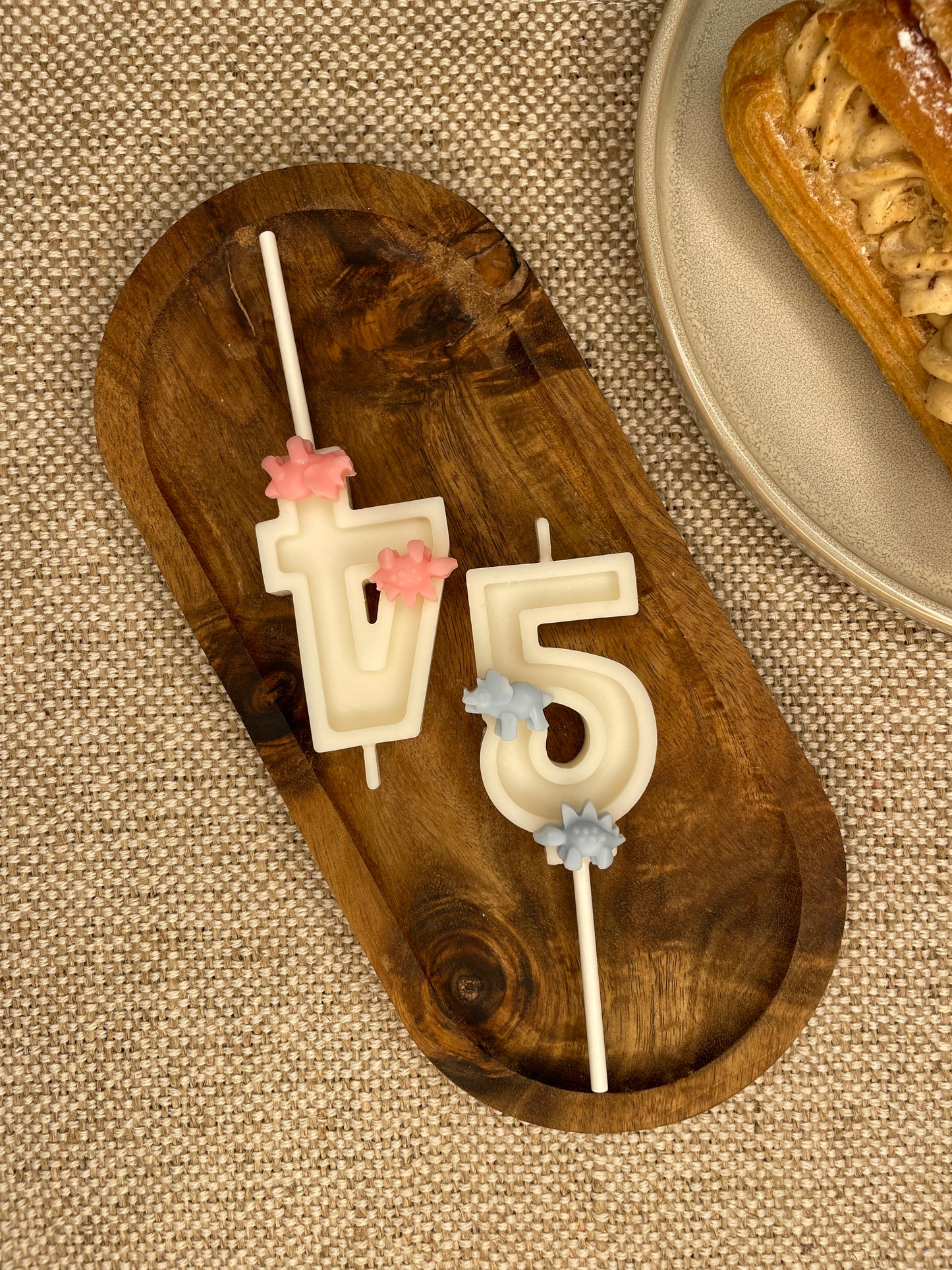Bougie anniversaire chiffre DINOSAURE